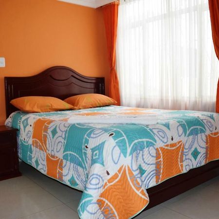 Hotel Londres Pasto Bagian luar foto