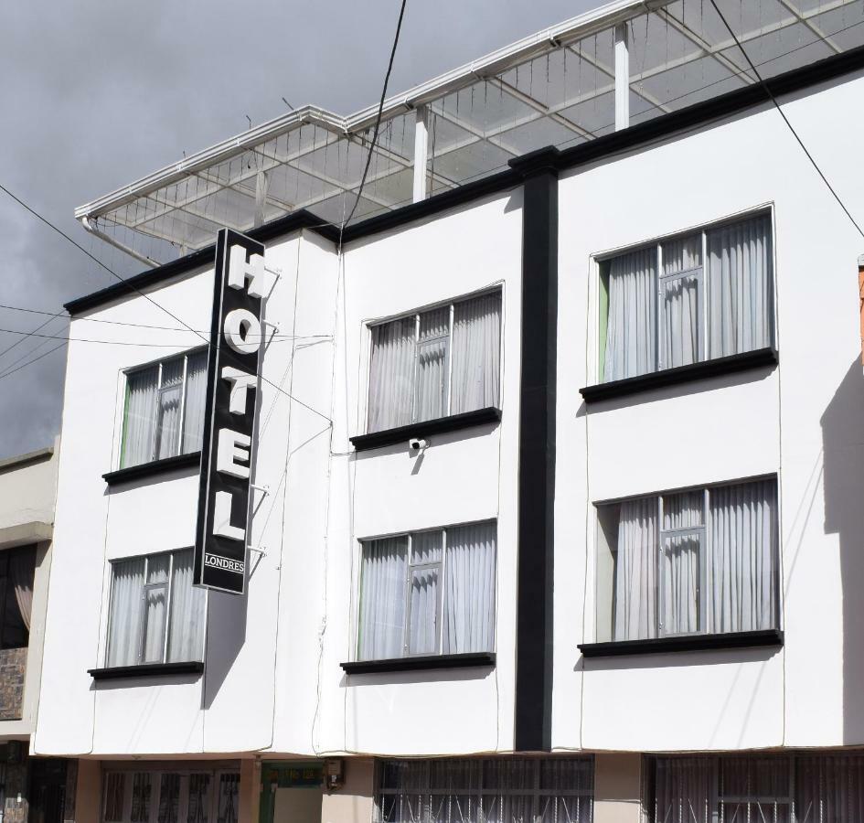 Hotel Londres Pasto Bagian luar foto