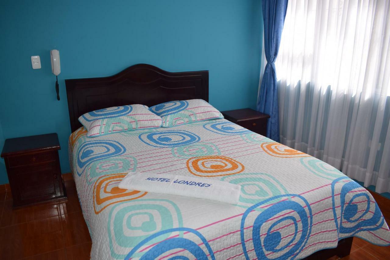 Hotel Londres Pasto Bagian luar foto